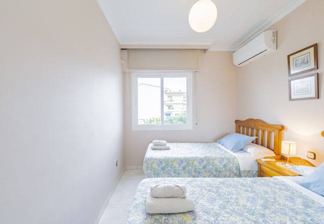 Apartamento en Mijas Costa - Cubo's Apartamento Tarajes La Cala