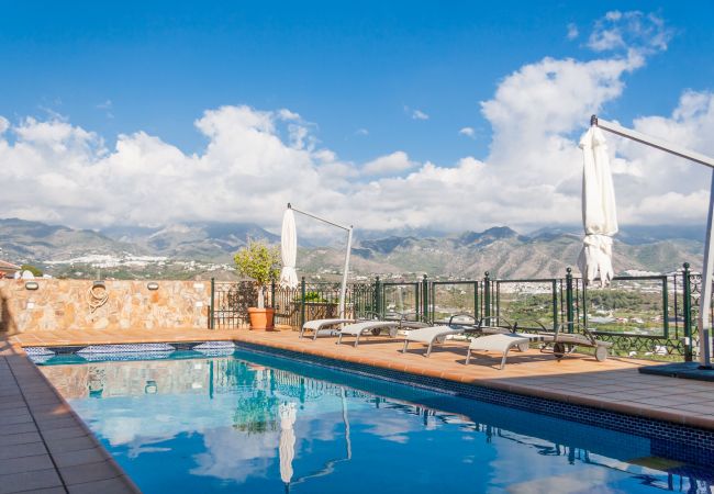 Villa en Nerja - Villa Vista Lara Nerja