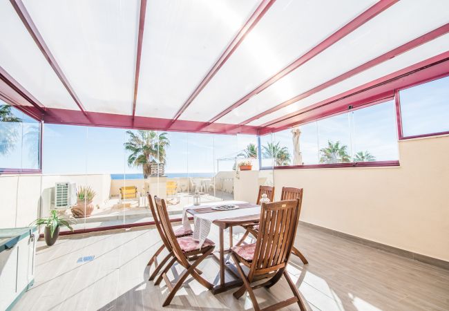 Terraza de este apartamento en Mijas Costa