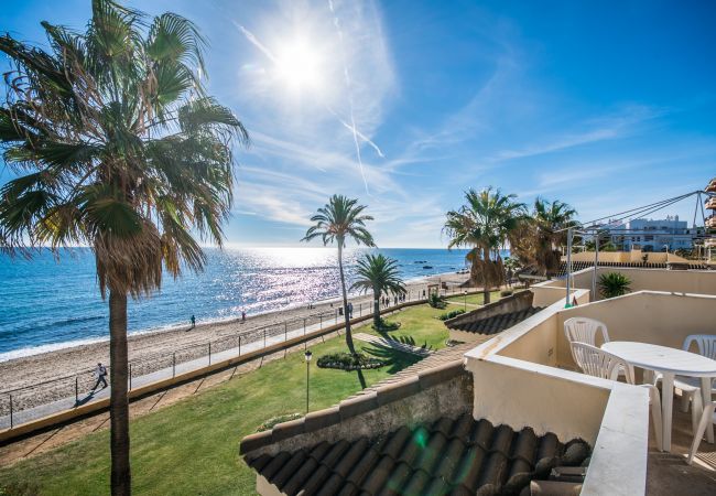 Playa cercana a este apartamento en Mijas Costa