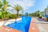 Piscina comunitaria de este apartamento en Benalmádena