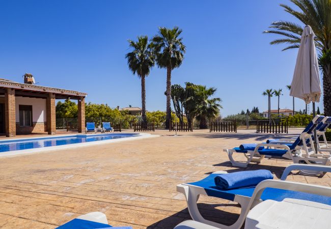 Casa rural en Alhaurin de la Torre - Cubo's Finca La Viña Angulo
