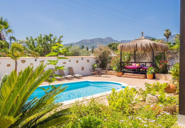 casa rural en Alhaurín con piscina ideal para familias