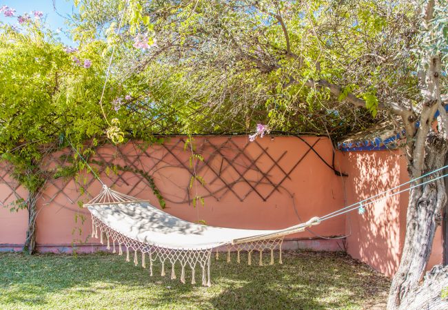 Jardín de esta finca en Alhaurín de la Torre