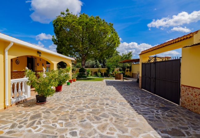 Casa rural en Alhaurin de la Torre - Cubo's Finca Megan