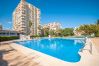 Piscina comunitaria de este apartamento en Benalmádena