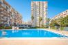 Piscina comunitaria de este apartamento en Benalmádena