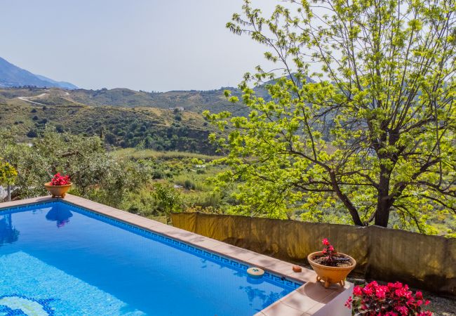 Casa rural en Mijas Pueblo - Cubo's Finca River Retreat High Privacy