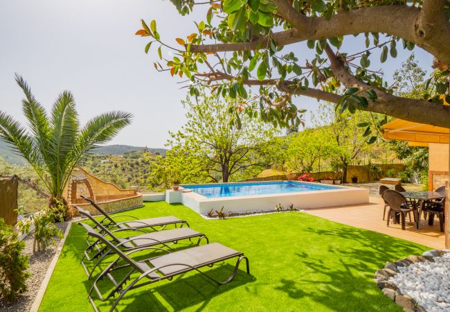 Casa rural en Mijas Pueblo - Cubo's Finca River Retreat High Privacy