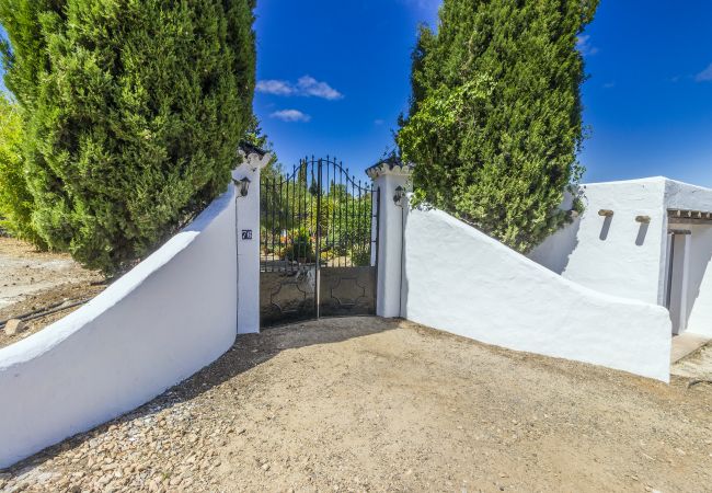 Alrededores de esta casa rural en Alhaurín el Grande