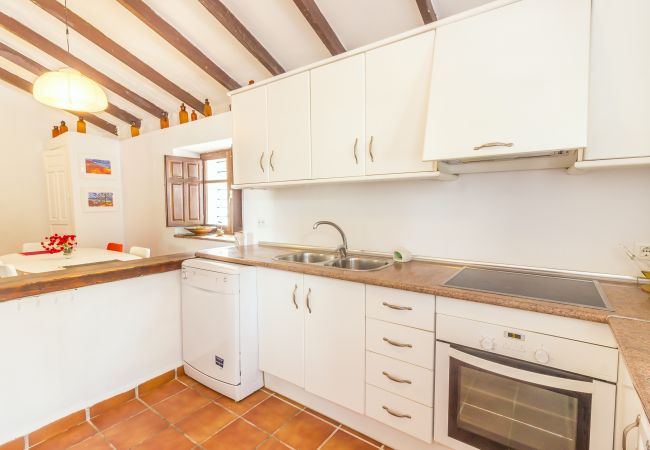 Cocina de esta casa rural en Alhaurín el Grande