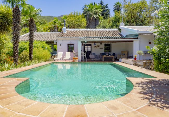 Casa rural con piscina en Alhaurín el Grande