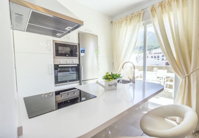 Cocina de este apartamento en Alhaurín el Grande