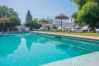 Piscina privada de esta casa rural en Alhaurín el Grande