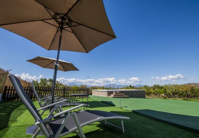 Terraza de esta finca en Alhaurín de la Torre