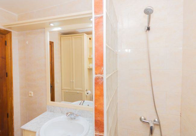 Baño de este apartamento rural en Mijas Pueblo