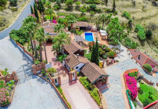 Bungalow en Mijas Pueblo - Cubo's Mijas Finca Huerta Rica Paraiso