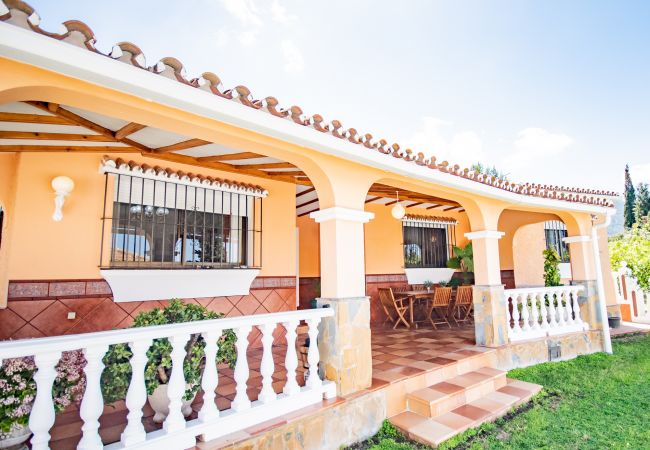 Terraza de esta casa de campo en Alhaurín el Grande