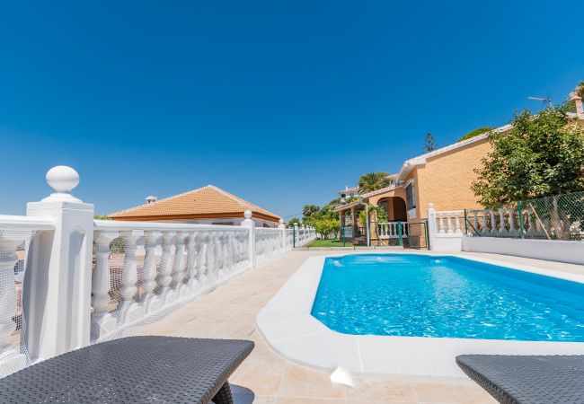 Piscina de esta casa de campo en Alhaurín el Grande