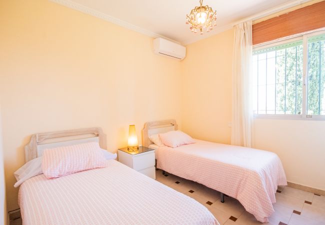 Dormitorio de esta casa en Alhaurín de la Torre