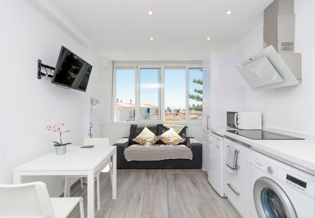 Apartamento en Nerja - Cool White Torrecilla Playa