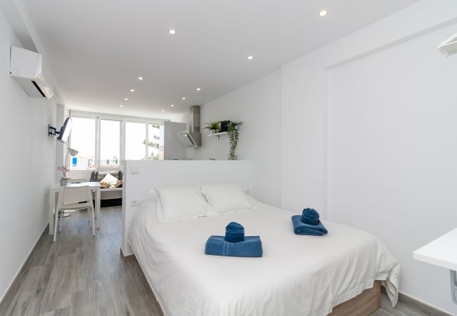 Apartamento en Nerja - Cool White Torrecilla Playa