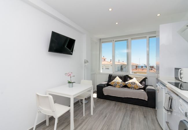 Apartamento en Nerja - Cool White Torrecilla Playa