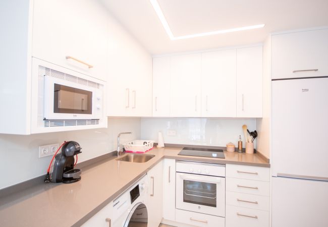 Cocina de este apartamento en Benalmádena (Arroyo de la miel)