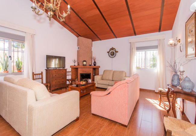 Salón de este apartamento en Alhaurín de la Torre