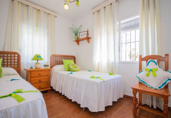 Dormitorio de este apartamento en Alhaurín de la Torre