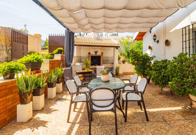 Villa en Alhaurin de la Torre - Cubo's Casa El Azahar