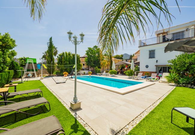 Villa en Alhaurin de la Torre - Cubo's Casa El Azahar