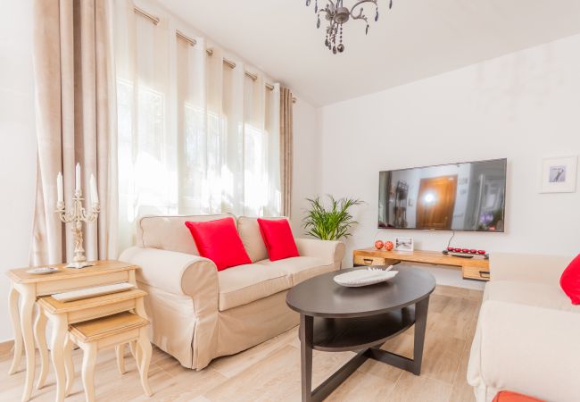 Salón de esta casa rural en la Estación de Cártama