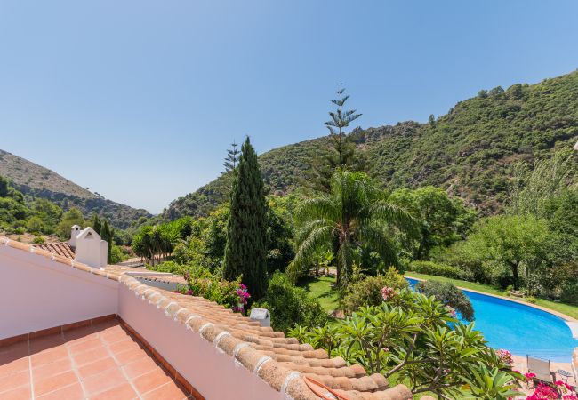 Villa en Coín - Cubo's Villa Las Lagunas de Azahar High Privacy