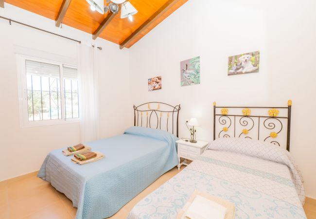 Casa rural en Coín - Cubo's Finca Fernando