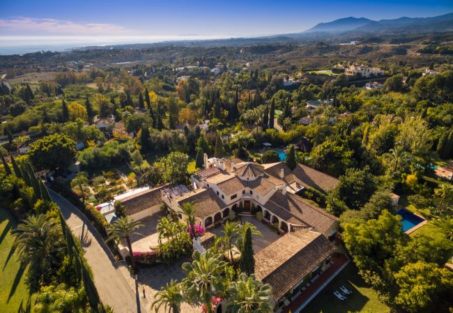 Villa en Marbella - Cubo's Luxury Mansion El Baron de Sierra Blanca