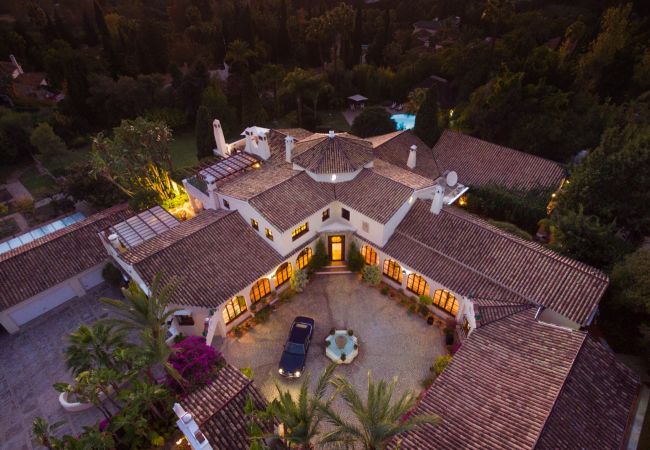 Villa en Marbella - Cubo's Luxury Mansion El Baron de Sierra Blanca