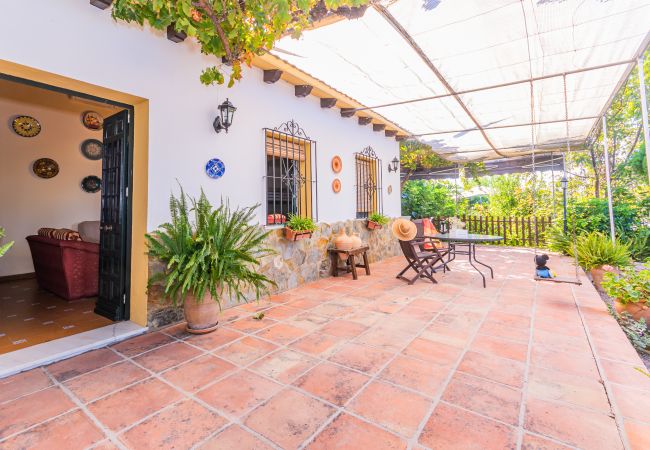 Casa rural en Alhaurín el Grande - Cubo's Huertecilla Macias