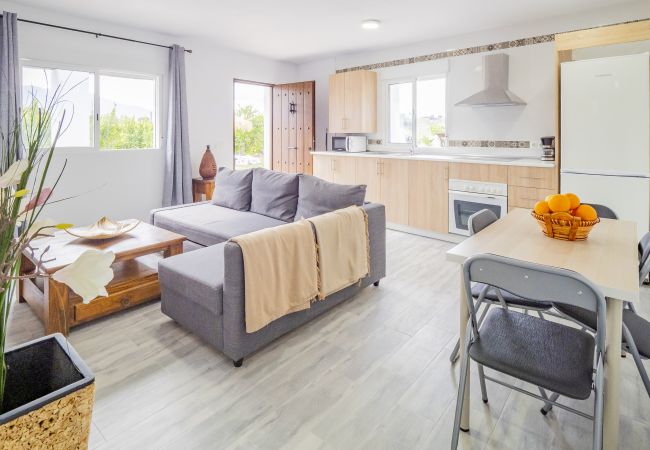 Salón de esta casa rural en Cártama