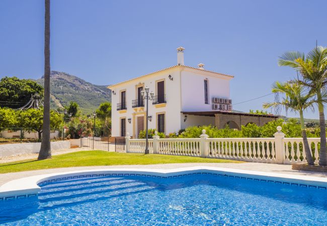 Villa en Alhaurín el Grande - Cubo's Villa Huerta de las Rosas