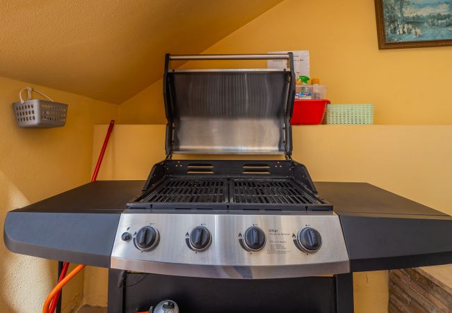 Barbacoa de esta casa en Sierra Gorda, Coín