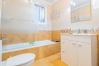 Baño de esta casa en Sierra Gorda, Coín