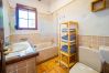Baño de esta casa rural en Alhaurín el Grande