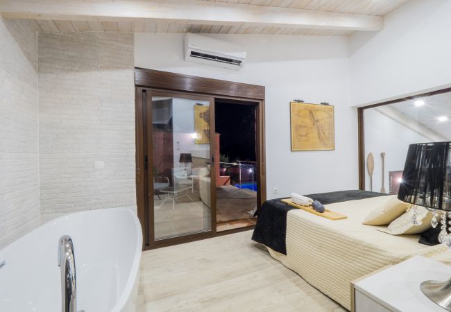 Dormitorio de esta finca en Alhaurín el Grande