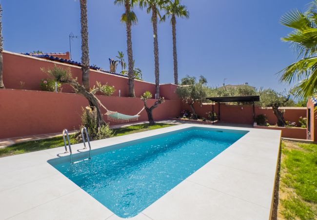 Piscina privada de esta finca en Alhaurín el Grande