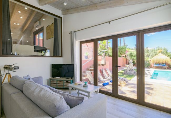 Casa rural en Alhaurin de la Torre - Cubo's Finca Las Palmeras