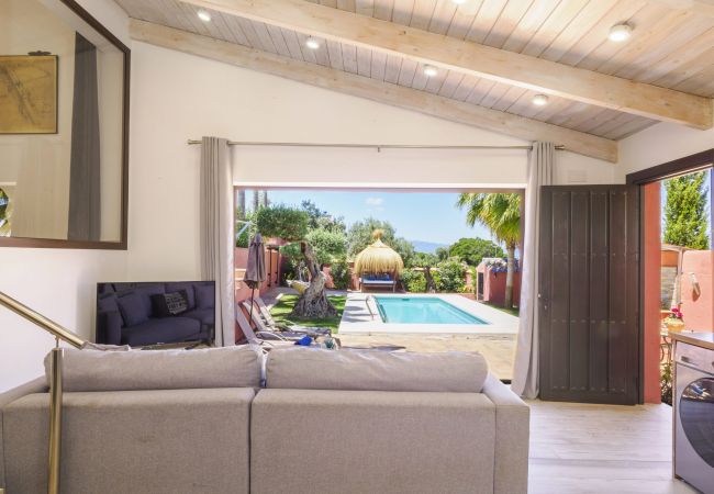 Casa rural en Alhaurin de la Torre - Cubo's Finca Las Palmeras