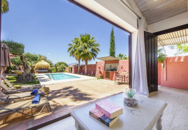 Casa rural en Alhaurin de la Torre - Cubo's Finca Las Palmeras