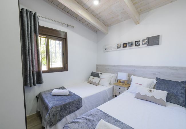 Casa rural en Alhaurin de la Torre - Cubo's Finca Las Palmeras