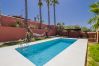 Piscina privada de esta finca en Alhaurín el Grande